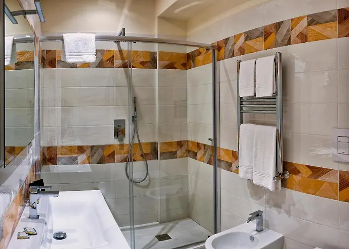 Petra Luxury 4* סורנטו